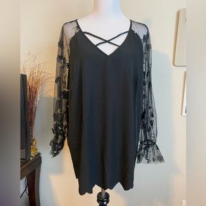 Brand new beautiful delicate sleeve blouse!